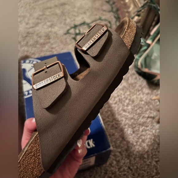 Birkenstock’s slides - Picture 9 of 9